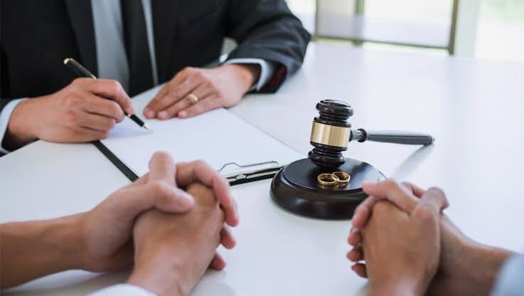 مكتب-أستشارات-قانونية-بالاسكندريه-للرد-على-أستشاراتكم-القانونيه